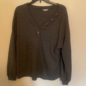 Grey long sleeve boutique top
